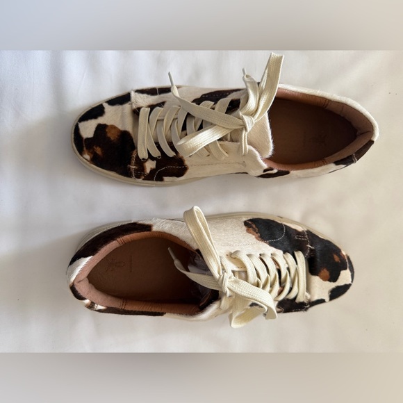 FRYE Ivy Low Lace Calf Hair Cow Print Sneaker Cowboy Chic Western Vibe - Picture 2 of 9